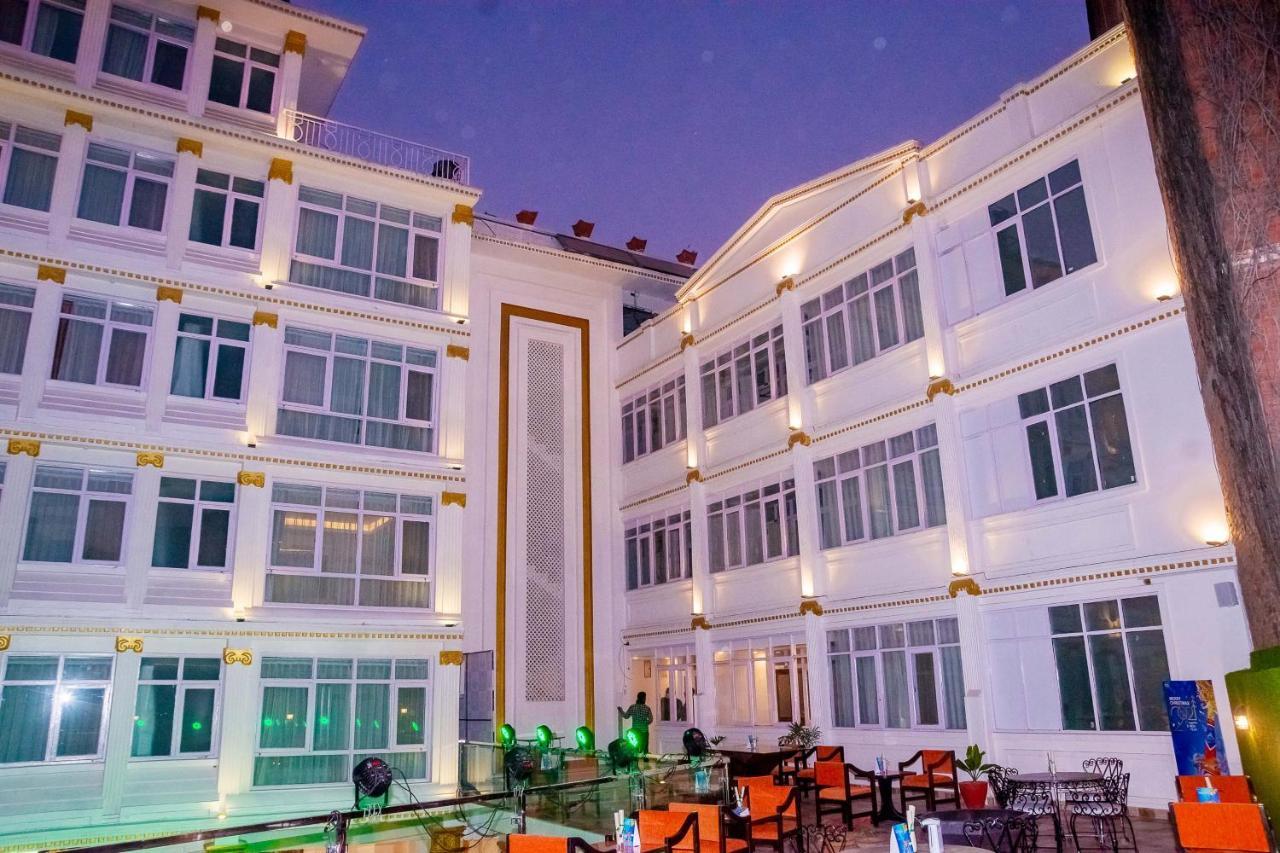 Durbar Hotel & Residence Kathmandu Exteriör bild