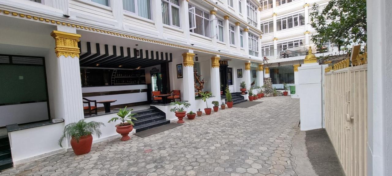 Durbar Hotel & Residence Kathmandu Exteriör bild