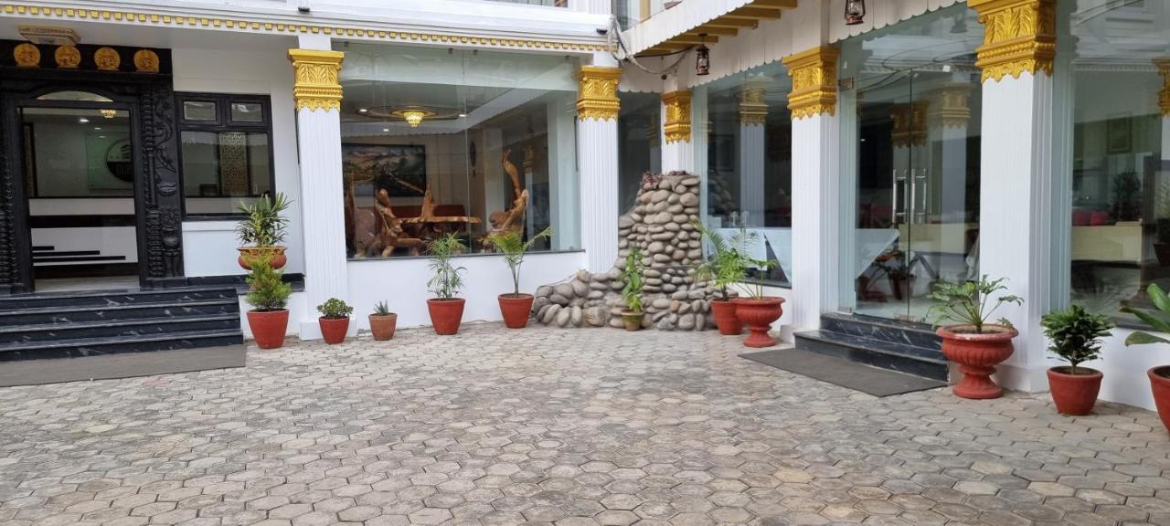 Durbar Hotel & Residence Kathmandu Exteriör bild