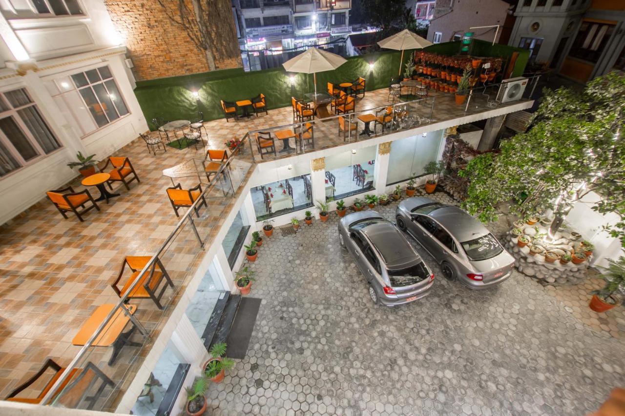 Durbar Hotel & Residence Kathmandu Exteriör bild