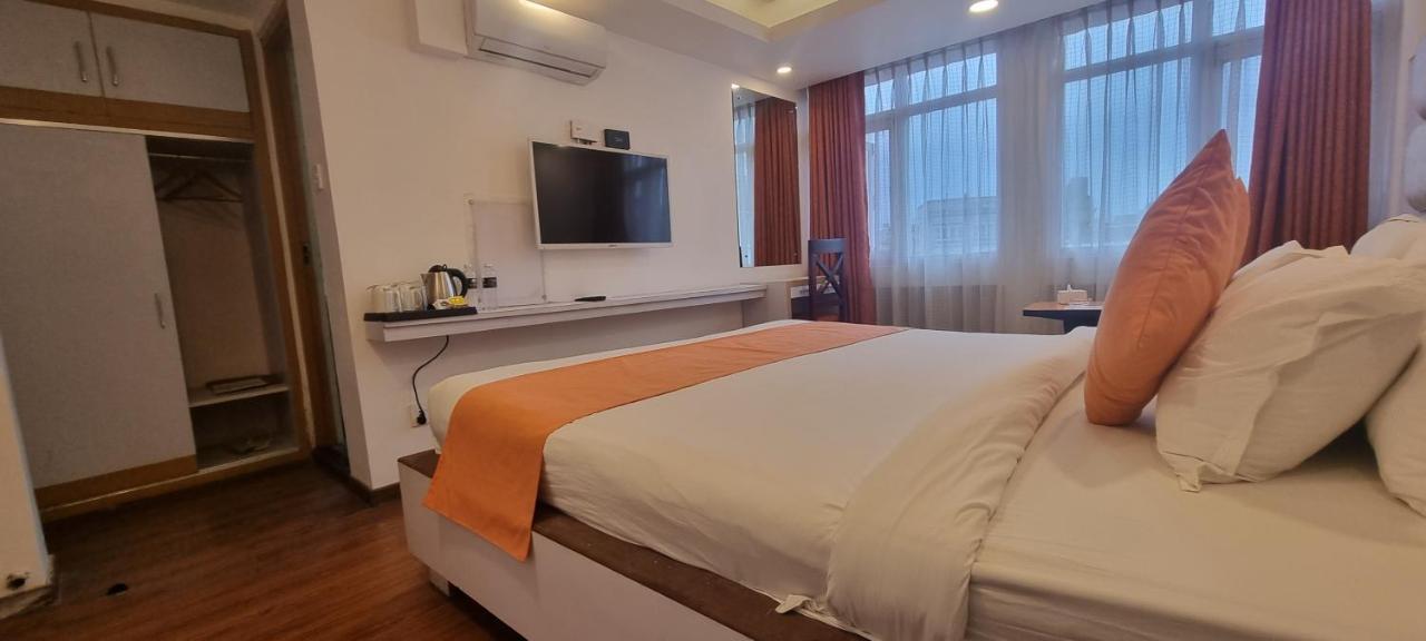 Durbar Hotel & Residence Kathmandu Exteriör bild