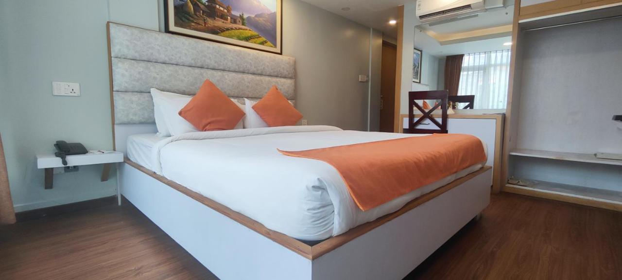 Durbar Hotel & Residence Kathmandu Exteriör bild