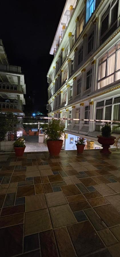 Durbar Hotel & Residence Kathmandu Exteriör bild